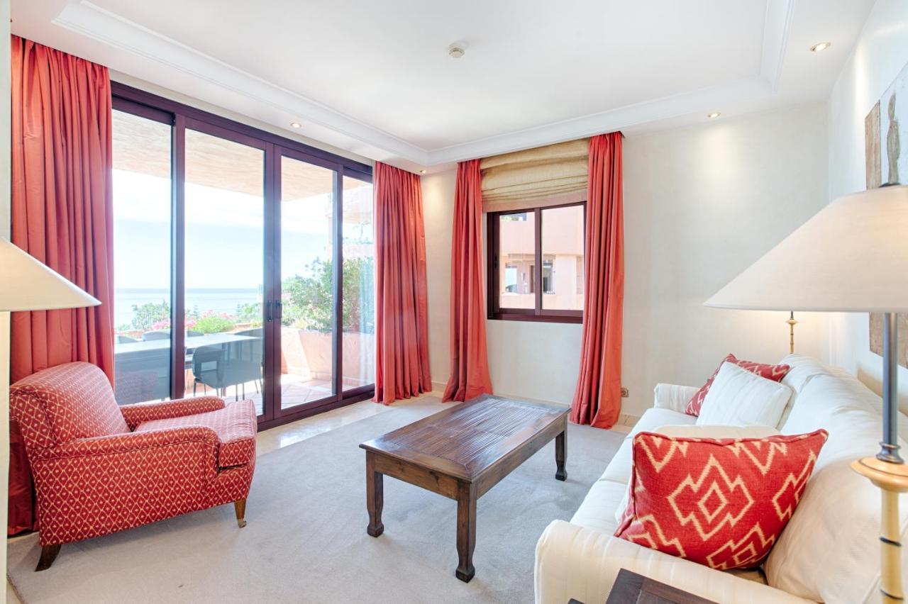 Bahia Beach Apartments Estepona Eksteriør bilde