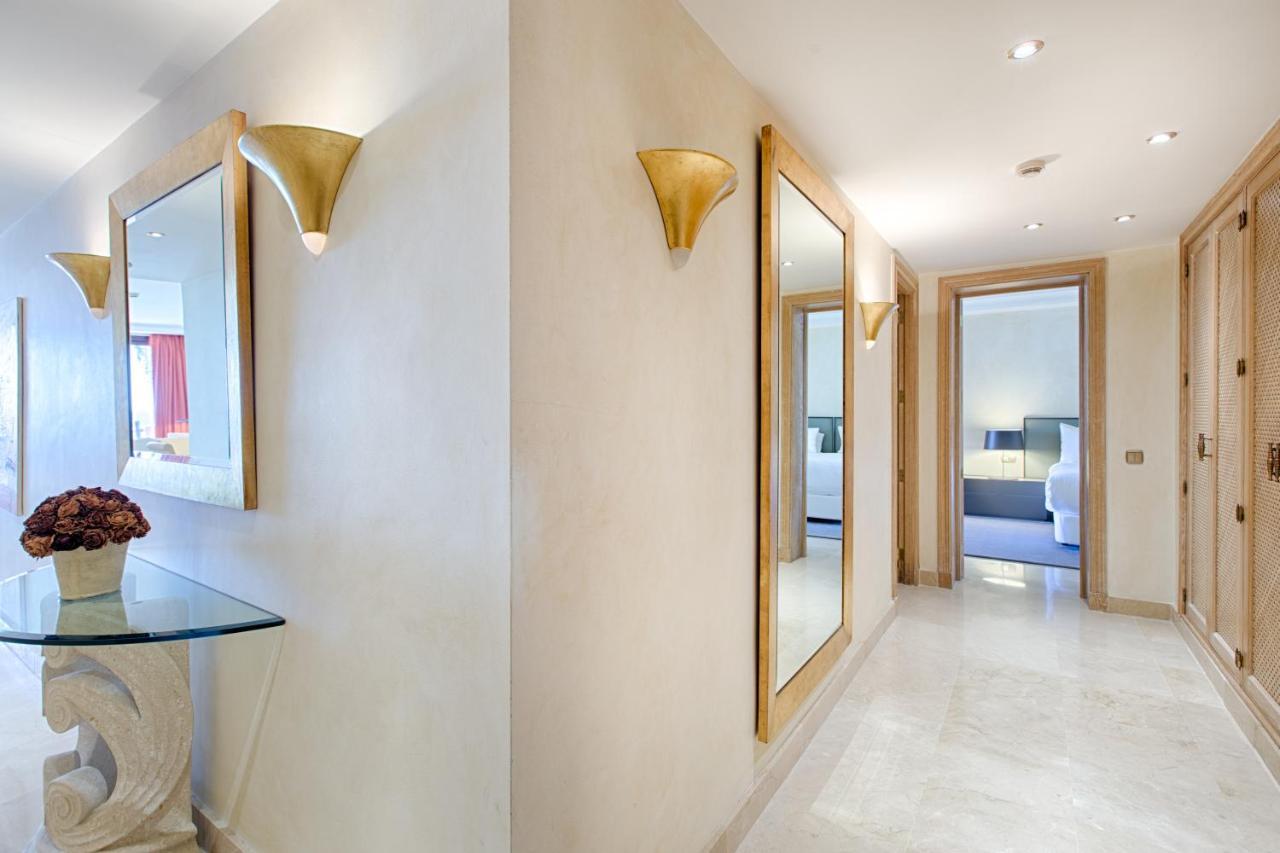 Bahia Beach Apartments Estepona Eksteriør bilde