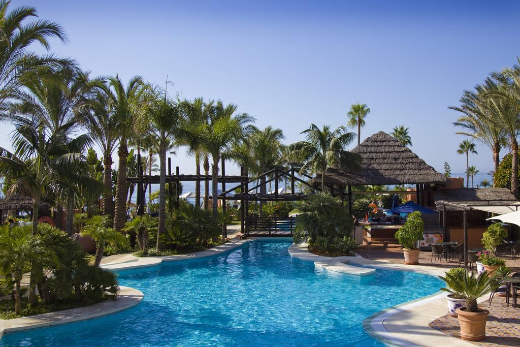 Bahia Beach Apartments Estepona Eksteriør bilde