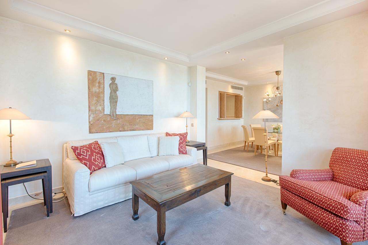 Bahia Beach Apartments Estepona Eksteriør bilde