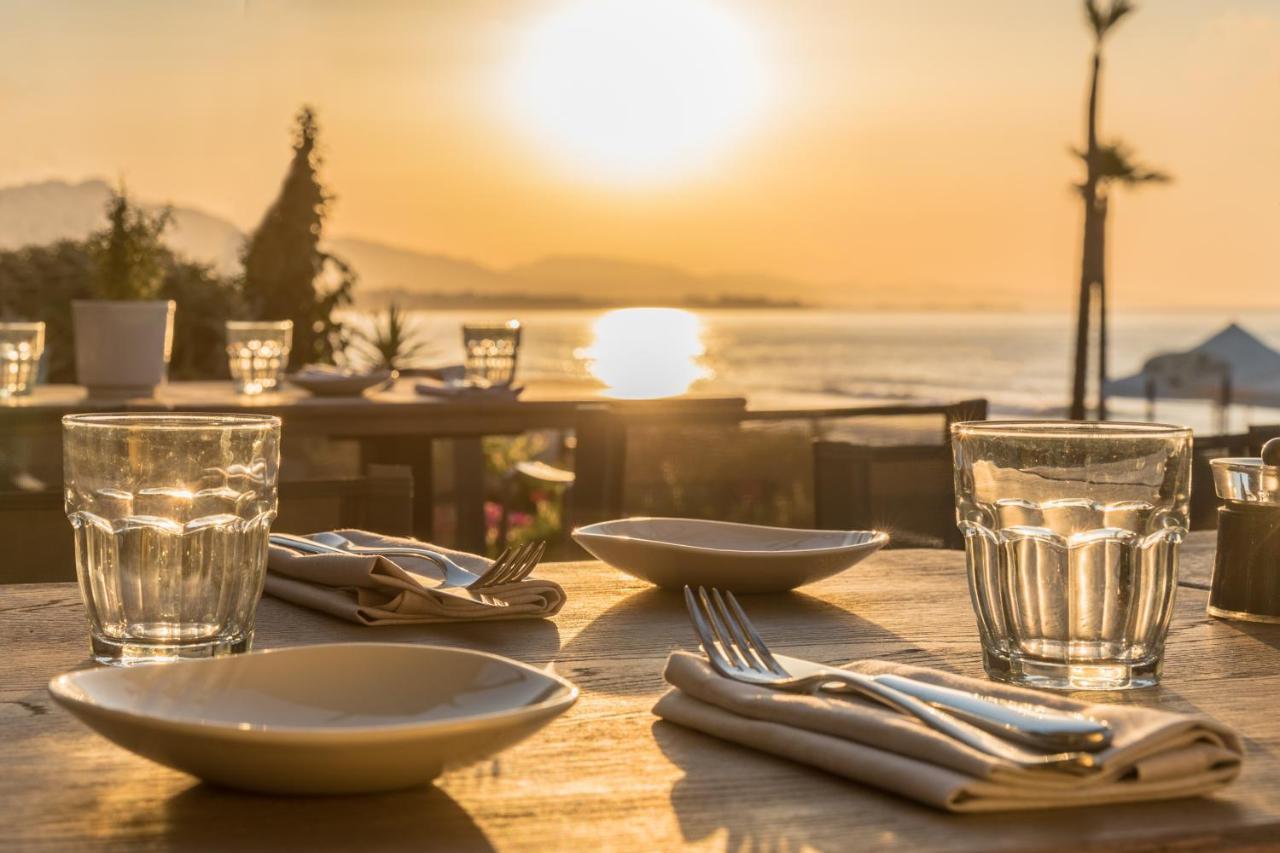 Bahia Beach Apartments Estepona Eksteriør bilde